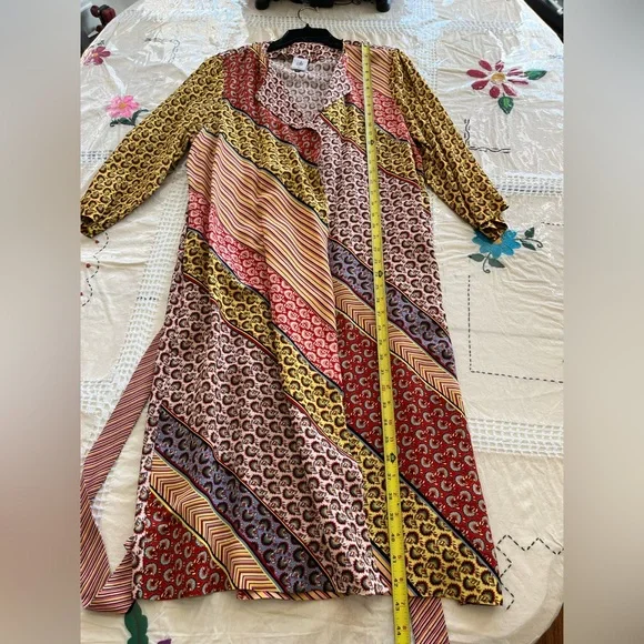 NWOT CAbi Dress Colorful and Stylish Size M - Picture 13 of 16